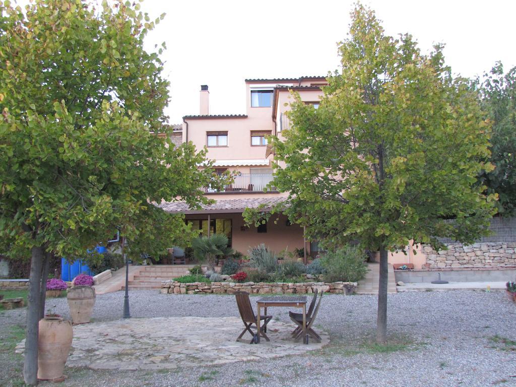 Cal Pastor Hostal La Pobla de Cervoles Exterior foto